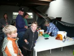 11-Angeln-am-Forelleteich-2011.jpg