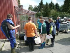 23-Angeln-am-Forelleteich-2011.jpg