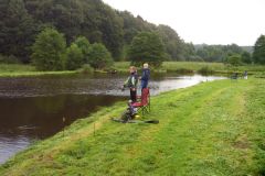 7-Angeln-am-Forelleteich-2011.jpg